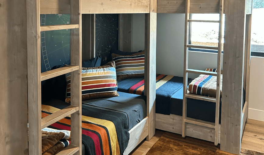 Taylored and Spotless Cleaning and Staging 